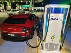 Moreaffordable charging at bp pulse for Uber EV chauffeurs and AGL NSW EV house energy strategy consumers
