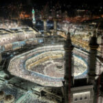 Substantial crowds circle Kaaba as hajj starts in Saudi heat