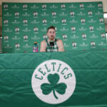 On this day: Gordon Hayward concurs to indication; Griffin, Lucas born; Gene Conley passes