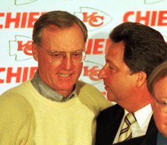 5 Chiefs amongst senior, coach and factor semifinalists for 2024 Pro Football Hall of Fame