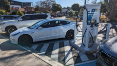 Recharge Review: Wangaratta’s Electric Vehicle DC Fast Charger on Evie Networks