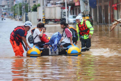 Over 880,000 locals of Fujian afflicted by Typhoon Doksuri