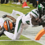 Jets drop Hall of Fame Game to Browns, 21-16, Wilson and Becton carryout well