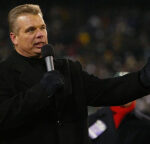 Enjoy: Joe Klecko gets his Hall of Fame gold coat