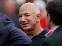 Amazon creator Jeff Bezos purchases house in Miami’s ‘billionaire bunker.’ Tom Brady will be his next-doorneighbor