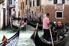 Venice to charge visitors an entry cost