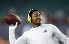 Buffalo Bills pressreporter sayssorry after hot mic captures her talking about Stefon Diggs