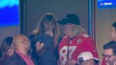 Taylor Swift shares a comfortable hug with Travis Kelce’s mommy, Donna, at Chiefs videogame