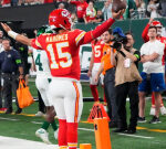 Sportsbooks have winning day thanks to Patrick Mahomes late slide