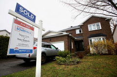 Rising bond yields include to Canadian houseowners’ homemortgage discomfort as renewals loom