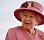 Who will get to see Queen Elizabeth’s personal documents?