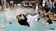 10 awesome photos of the Diamondbacks gleefully celebrating NLDS win in Chase Field’s pool