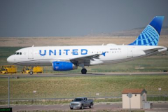 Shares of United Airlines tumble on sour outlook for 4Q revenue since of increasing fuel costs
