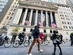 Stock market today: Wall Street rallies and includes to its strong gains in November