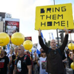 20,000 march towards Jerusalem to put pressure on Israeli Prime Minister Benjamin Netanyahu to totallyfree captives