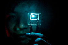 PHOLEDs: New phosphorescent OLEDs can preserve 90% of the blue light strength
