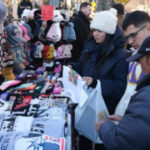 Keepsake sellers haveactually flooded the Brooklyn Bridge. Now the city is prohibiting them