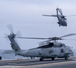Navy helicopter crashes into San Diego Bay, all 6 individuals on board makeitthrough
