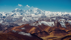 Huge tectonic accident triggering Himalayas to grow might likewise be splitting Tibet apart