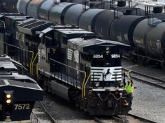Norfolk Southern’s fourth-quarter profit falls 33% as Ohio derailment costs continue to grow