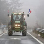 French farmers goal to put Paris ‘under siege’ in tractor demonstration. Activists toss soup at ‘Mona Lisa’