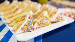 SA Government prohibits fairy bread and other items including sprays from school canteens