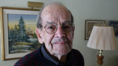 This 100-year-old Quebecer is still offering in his neighborhood and has no prepares to stop
