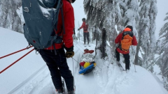 Lady endures being buried by avalanche for nearly 20 minutes in B.C.’s North Shore mountains
