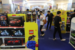 Lego to pay additional for sustainable plastic utilized in toys