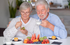 Healthy dietplan connected to slower aging, lower dementia danger