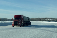 Moderate winterseason interfereswith ice roadway to Canadian diamond mines