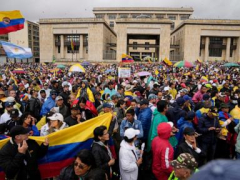 10s of thousands of Colombians demonstration versus the leftist president’s reform program