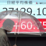 Stock market today: Asian shares shrug off Wall St blues as China leaves financing rate thesame