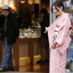 Japan eyes cashless tax refunds to travelers