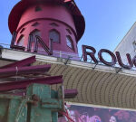 Windmill blades fall from renowned Moulin Rouge cabaret club in Paris