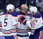 Skinner shuts out Kings to offer Oilers commanding 3-1 series lead