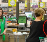 Havingahardtime mum shocked by Woolworths employee’s astounding checkout act