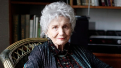 Alice Munro, Canadian author who mastered the brief story, dead at 92