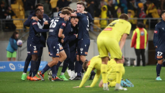 Melbourne Victory reach another grand last as Wellington Phoenix hearts break