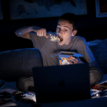 Mostcurrent Research in Sleep: Teens Having Late Sleep Pattern Eat More & Delay Tasks