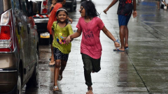Weathercondition today: IMD cautions of heavy showers in Gujarat, 11 other states, problems heatwave alert for 5; Full report here