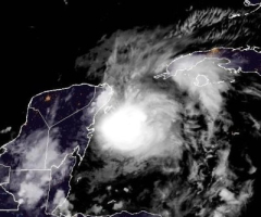 Typhoon Beryl reinforces to Category 3 ahead of landfall on Mexican coast