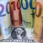 Euro steadies as financiers weigh up French gridlock; dollar soft