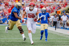 Danny Stutsman ranked the sixth-best linebacker in the country by College Football News