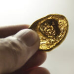 Gold loses shine amidst UnitedStates economiccrisis worries following ISM information