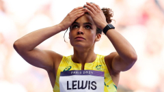 Torrie Lewis sets brand-new individual finest to surface 4th in tense Olympic 200m launching as Shericka Jackson withdraws