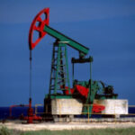 Oil steadies decrease inspiteof UnitedStates equity signingupwith Monday selloff