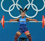 9 Olympic weightlifting photos of lifters making the most intense faces in Paris