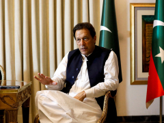 Imprisoned Pakistan ex-PM Imran Khan uses to be Oxford chancellor