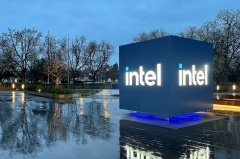 Fresh off $1.6 billion loss, Intel prepares for possible activist financiers: report